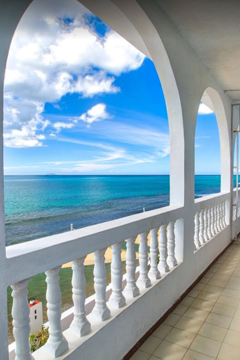 About Us - Coconut Palms Inn